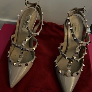 Valentino Rockstud Heels - Nude -Size 7